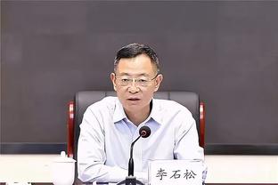 ?球迷热议曼联收购：我们要的是卡塔尔！他们才能真正带来改变